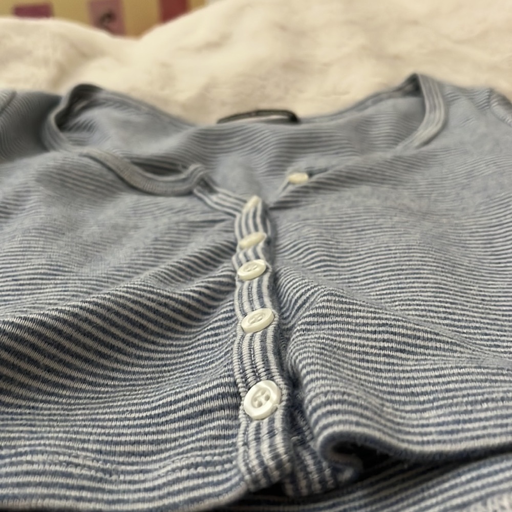 Brandy Melville Zelly Top - Picture 5 of 5